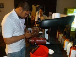 Kafe Kopi Kamu Kini Hadir di Bandung
