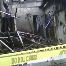 Toko Peracangan dan Depo Air Mineraldi Lontar Terbakar