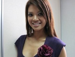 Farah Quinn Pilih yang Besar