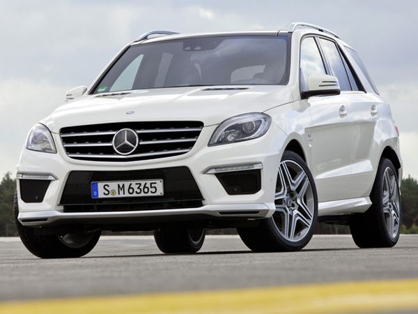Mercy ML 63 AMG Terbaru