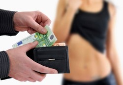 Tukang Sate Bandungan Wajib Cek HIV Seminggu Sekali