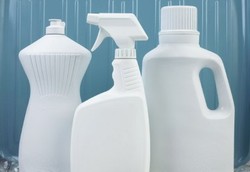 Zat Pelarut di Bahan Pembersih 6 Kali Tingkatkan Risiko Parkinson