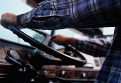 Sopir Truk Paling Rentan Tularkan HIV/AIDS di Pantura Jawa