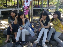 Pergi bareng temnen-temen ke Jogja