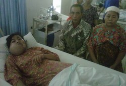 Tumor Raksasa di Mulut Alfiah Bukan Karena Tusuk Gigi