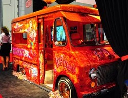 Ketika Seniman Tato Merajah Truk Es Krim