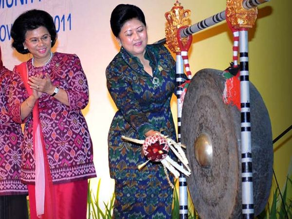 Seminar Perempuan ASEAN Resmi Dibuka