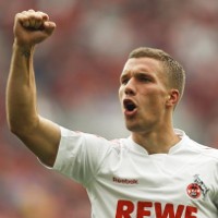 Podolski Buka Peluang ke Lazio