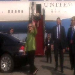 Hillary Clinton Awali Obama Tiba di Bali