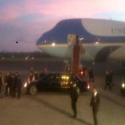 Obama Datang, Pesawat Antre Terbang dan Mendarat