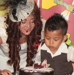 Dewi Persik Senang Jika Anaknya Jadi Playboy