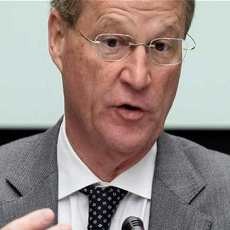 Krisis Memburuk, Pimpinan IMF Eropa Mundur