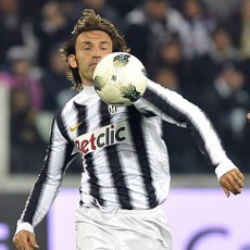 Dunga: Pirlo Pemain Eropa Bergaya Samba