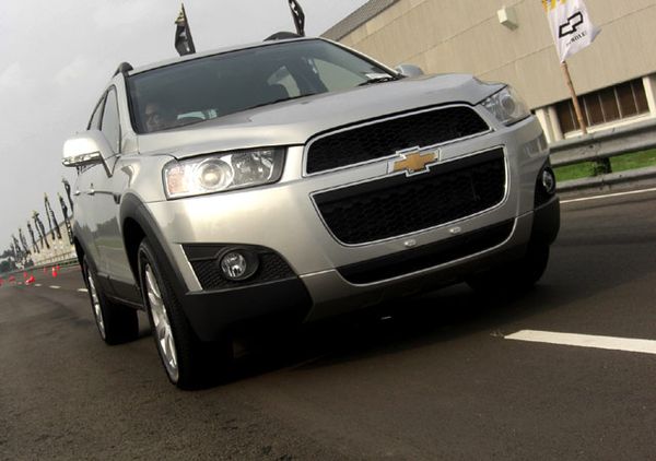 Tes Jalan Chevy Captiva Diesel