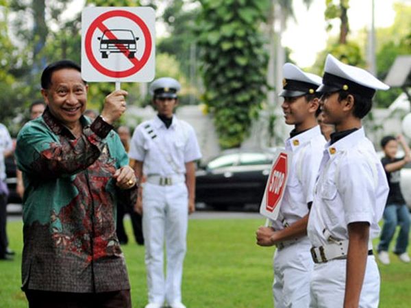 Laka Lantas Harus Turun 50 Persen 