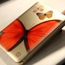 Notebook Stylish HP Berlenggak-lenggok