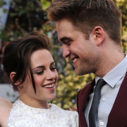 Robert Pattinson & Kristen Stewart Ingin Bikin Rumah Bareng