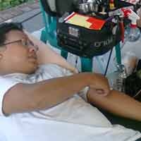 Teguh Mendonorkan Darah Setelah Malu