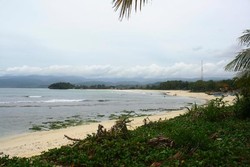 Krui, Diincar dan Diisolasi Peselancar Dunia