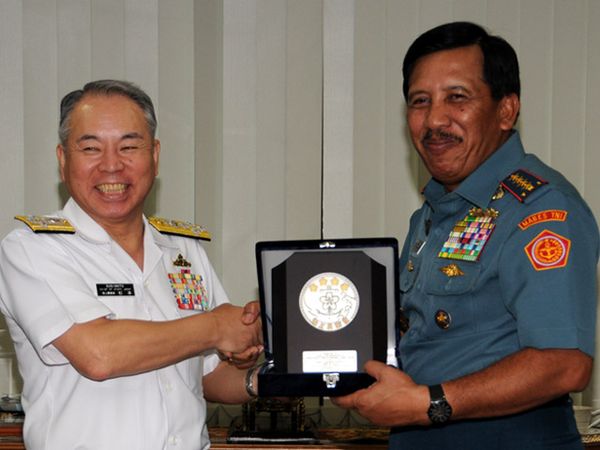 Panglima TNI Terima Kasal Jepang