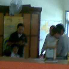 Perampok Bersenpi Obok-obok Kantor Pos di Kediri