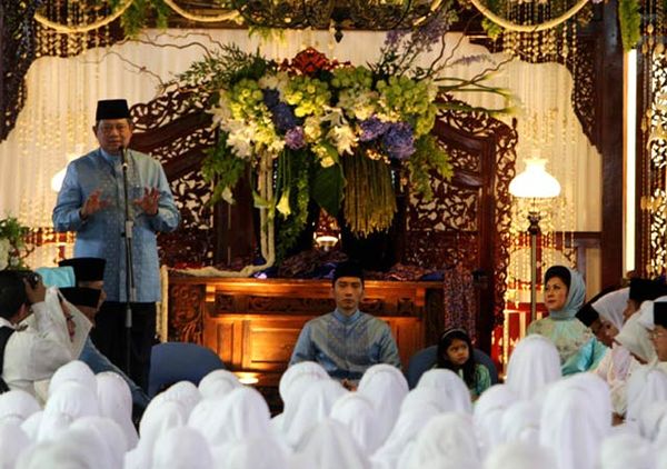 Pengajian Jelang Pernikahan Ibas Pengajian Jelang Pernikahan Ibas