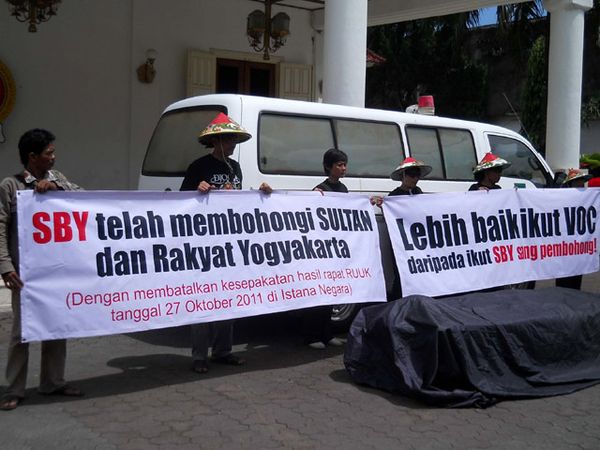 Warga Yogya Demo RUUK DIY