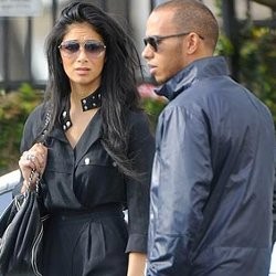 Putus, Nicole Scherzinger & Lewis Hamilton Berpelukan