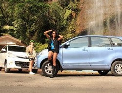 Mengetes Kenyamanan Kabin Toyota Avanza