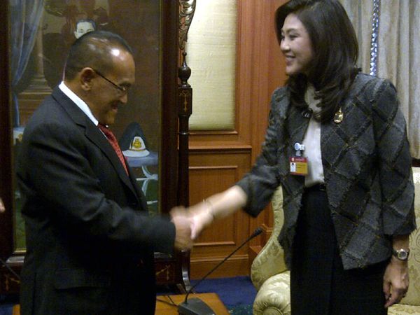 Ical Bertemu Yingluck Sinawatra