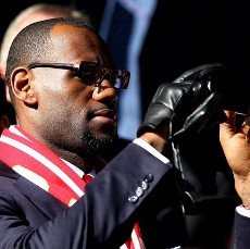 King James Bicarakan Liverpool & Pesona King Kenny