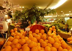 3 Tips Agar Badan Tetap Fit Saat Jalan-jalan