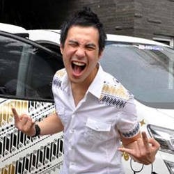 Daniel Mananta Coba-coba Jadi Rapper