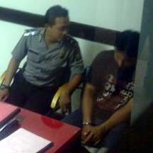 Kejar-kejaran Warnai Kedatangan Briptu Eko di Kejati Jatim