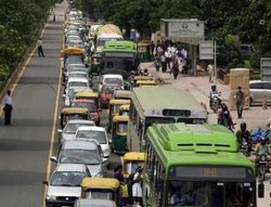 Harga Bensin Mahal, Penjualan Mobil di India Anjlok