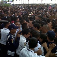 Panitia Tak Antisipasi Banjir Pengantre BlackBerry?