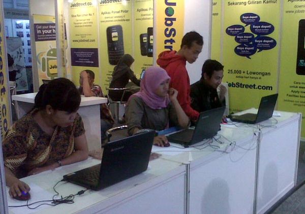 JIExpo Kemayoran Gelar Job Fair 2011