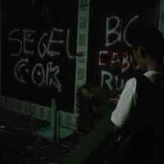 Rumah Pelaku Pencabulan di Mojokerto Disegel, Istri & Anaknya Diusir