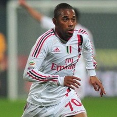 Santos Ingin Jadikan Robinho Kado Ultah