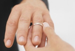 Cincin Terjebak di Kelamin Pria, 10 Pemadam Kebakaran Dikerahkan