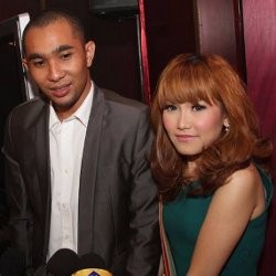 Ditanya Soal Nikah, Ayu Ting Ting Bingung