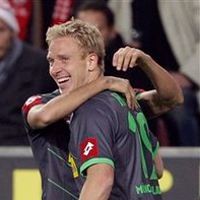 Atasi Koeln, Gladbach di Puncak Bundesliga