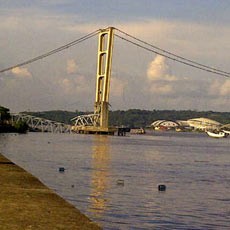 Golden Gate Kalimantan Itu Tinggal Cerita