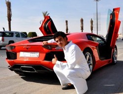 Pemuda 22 Tahun Pemilik Pertama Lamborghini Aventador 