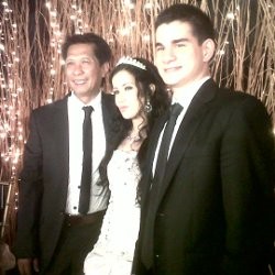 Steve Emmanuel Kagum dengan Karisma Suami Andi Soraya