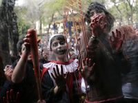 Ribuan Zombie Penuhi Kota Meksiko