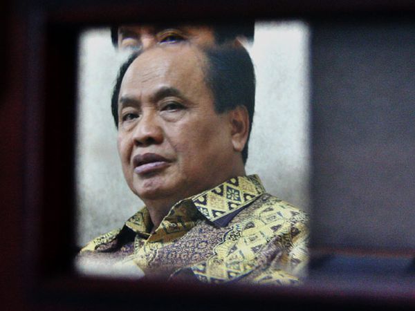 Eks Dirjen Perkeretaapian Hadapi Vonis