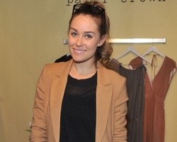 Gaya Daur Ulang Fashion ala Lauren Conrad