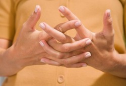 7 Kondisi Tangan Yang Menandakan Gangguan Kesehatan