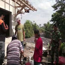 Belasan Rumah Dibongkar, Pengungsi Banjir Lahar Dingin Merapi Bertambah